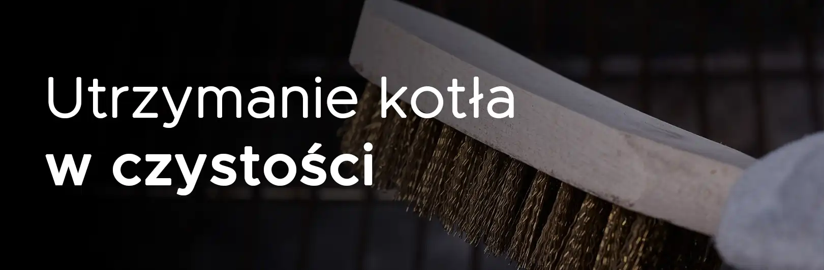 Utrzymanie kotła 5 klasy na pellet z podajnikiem Stalmark w czystości, regularne czyszczenie dla zachowania sprawności urządzenia objętego dofinansowaniem.